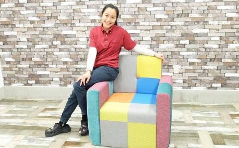 おしゃれでかわいい一人掛けソファー【CUBE】ｂスタイル【完成品開梱設置】