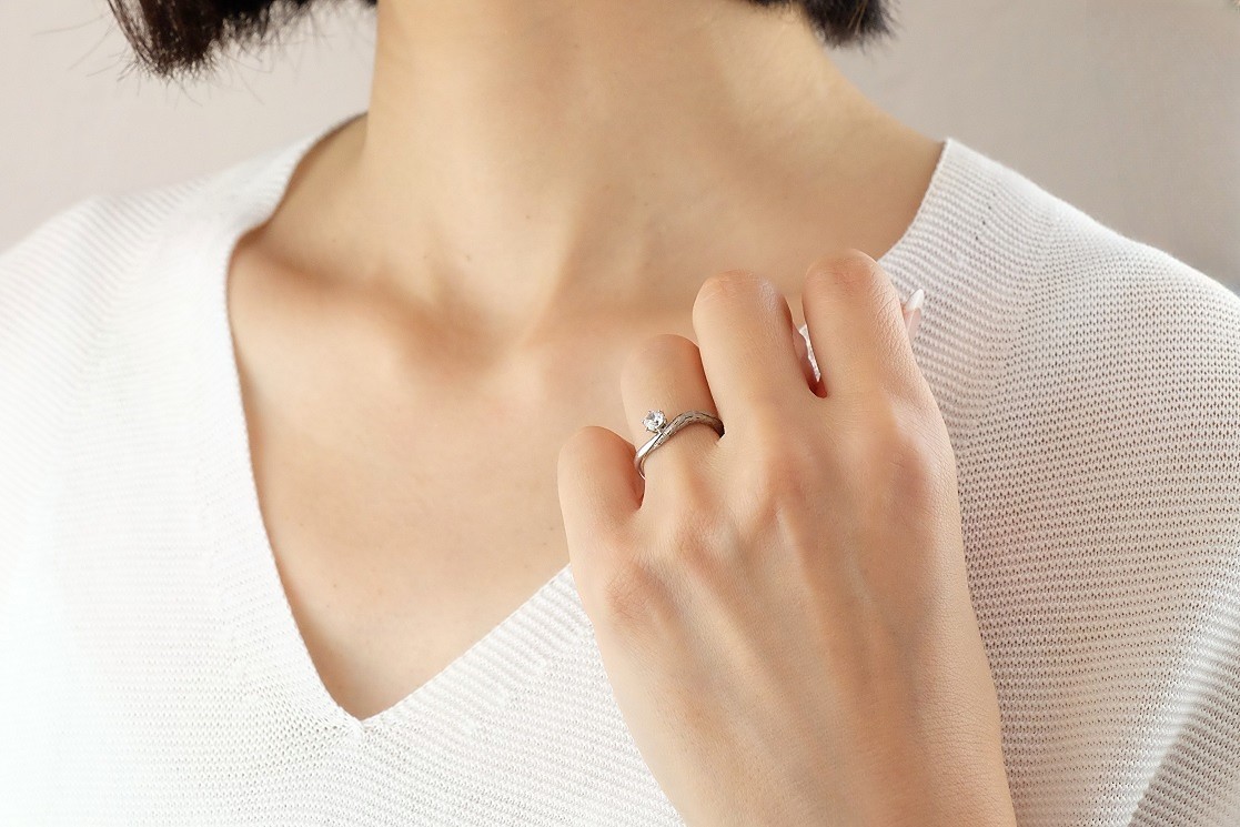 ブルージュの橋リング　レディース【サイズ：8号～16号（1号刻み）】