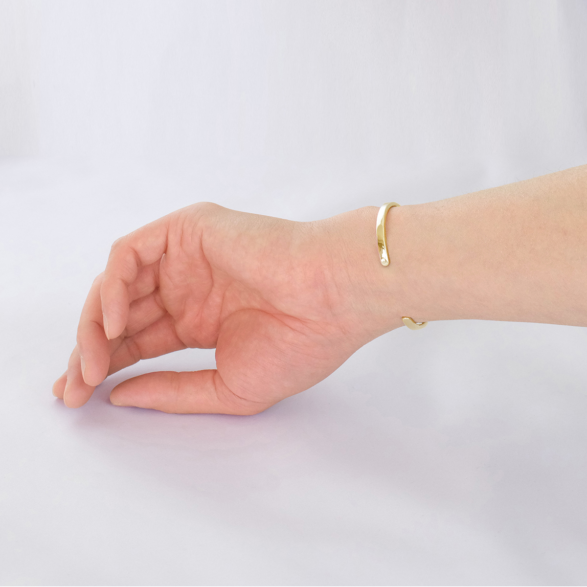 K18 4mm幅バングル