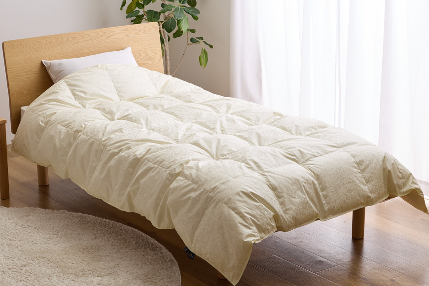 【春夏用】アイダーダウン 羽毛布団 肌掛け シングル アイダーダック ダウン98％ アイスランド産 ジャカードサテン 日本製 綿100％ ジャガード [川村羽毛 山梨県 韮崎市 20742572] 布団 ふとん 羽毛ふとん 寝具 肌掛 羽毛