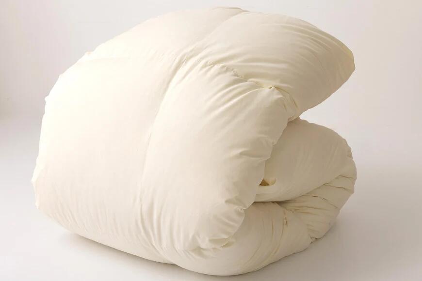 【春秋用】羽毛布団 中厚 合掛け セミダブル マザーグースダウン 95％ ポーランド産 0.9kg 100×140番手 サテン グランミュゼ (無地 アイボリー) [川村羽毛 山梨県 韮崎市 20743646] 布団