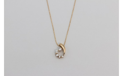 K18 ピンク 0.30ct ダイヤ 5個付きのペンダント Islauth14 [Islauth 山梨県 韮崎市 20743433] アクセサリー ネックレス ジュエリー ダイヤ シンプル おしゃれ プレゼント ギフト 贈りもの 贈答