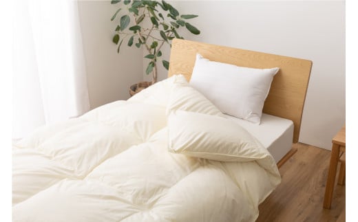 【春秋用】 中厚 羽毛 合掛け 布団 ダブル ホワイトダックダウン 85％ 1.2kg (無地 アイボリー)  [川村羽毛 山梨県 韮崎市 20743641] 羽毛布団 日本製 エクセルゴールドラベル