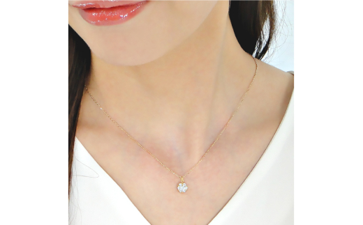 ネックレス K18YG イエローゴールド ダイヤモンド 0.3ct フラワー モチーフ 小ぶり ペンダント【f024-k18yg】 [株式会社オーダーメイドジュエリーメイ 山梨県 韮崎市 20742952] アクセサリー ジュエリー アクセ