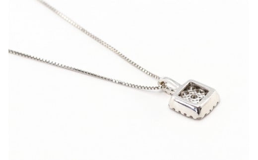 ペンダント K18WD ダイヤ数付 Islauth32 [Islauth 山梨県 韮崎市 20743197] アクセサリー ネックレス ジュエリー ダイヤ シンプル おしゃれ プレゼント ギフト 贈りもの 贈答