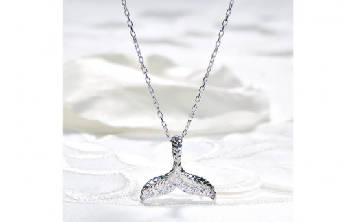 クジラ  PT900 ダイヤ ペンダント ネックレス【f204-pt】 / オーダーメイドジュエリーメイ / 山梨県 韮崎市 [20743475] アクセサリー チャーム プラチナ ハワイ くじら 男女兼用