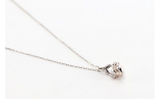 ペンダント K18WG アコヤパール ダイヤ Islauth47 [Islauth 山梨県 韮崎市 20743201] アクセサリー ネックレス ジュエリー ダイヤ シンプル おしゃれ プレゼント ギフト 贈りもの 贈答