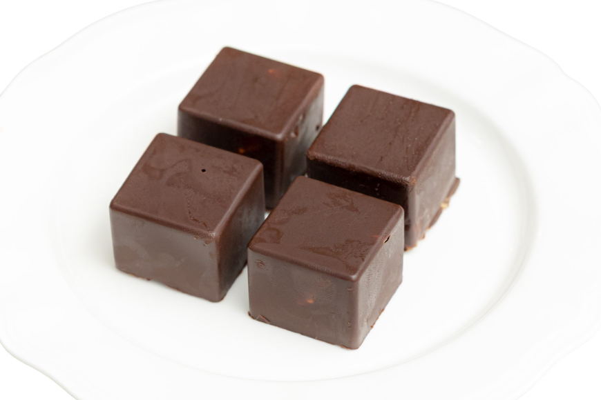 マシュマロ チョコ 冷凍 ドバマロギフトセット 4個入り 80g×3箱 [my cafe room 山梨県 韮崎市 20745289] チョコレート 詰め合わせ ドバイ ドバイチョコ ドバイチョコレート お菓子 菓子 菓子折り