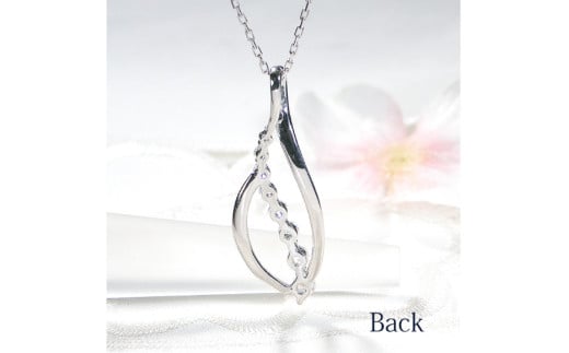 ネックレス プラチナ PT900【0.33ct】ダイヤモンド リーフ ペンダント 葉 雫 ドロップ レディース 【f263-pt】 [株式会社オーダーメイドジュエリーメイ 山梨県 韮崎市 20742672] アクセサリー アクセ ジュエリー ダイヤ レディース