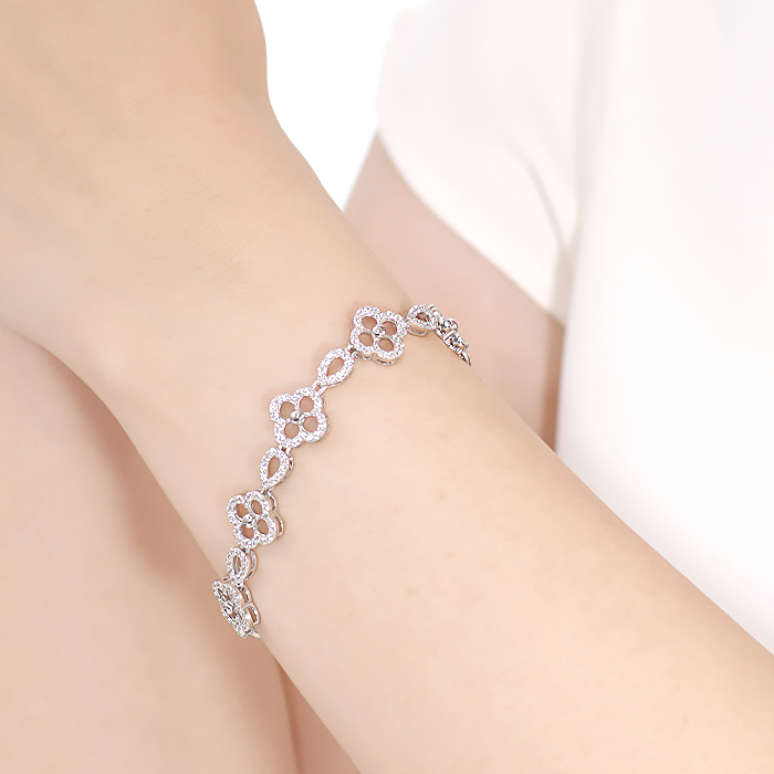 ブレスレット プラチナ Pt900 ダイヤモンド 1.8ct クローバー ドロップ モチーフ テニスブレスレット ゴージャス ダイヤモンドブレス ダイヤブレスレット 腕輪 四つ葉 豪華 レディース 透け感 ジュエリー【f291-pt】 ALPAZ172