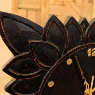 アウラ彫刻壁掛け時計