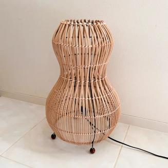 ラタンピーナッツ型ランプ