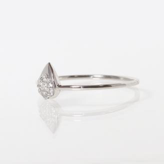 プラチナ しずくダイヤモンドリング　0.08ct　　BQ78