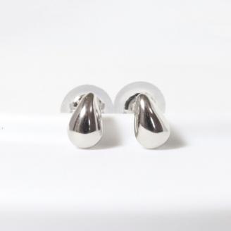 プラチナ　しずく　小　ピアス