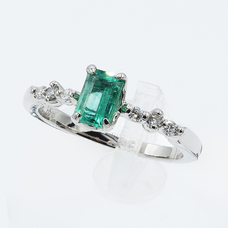 エメラルド リング 0.5ct Pt900　(14456) 指輪 リング プラチナ エメラルド プラチナ ダイヤモンド ジュエリー アクセサリー 山梨県 甲斐市 BR-93