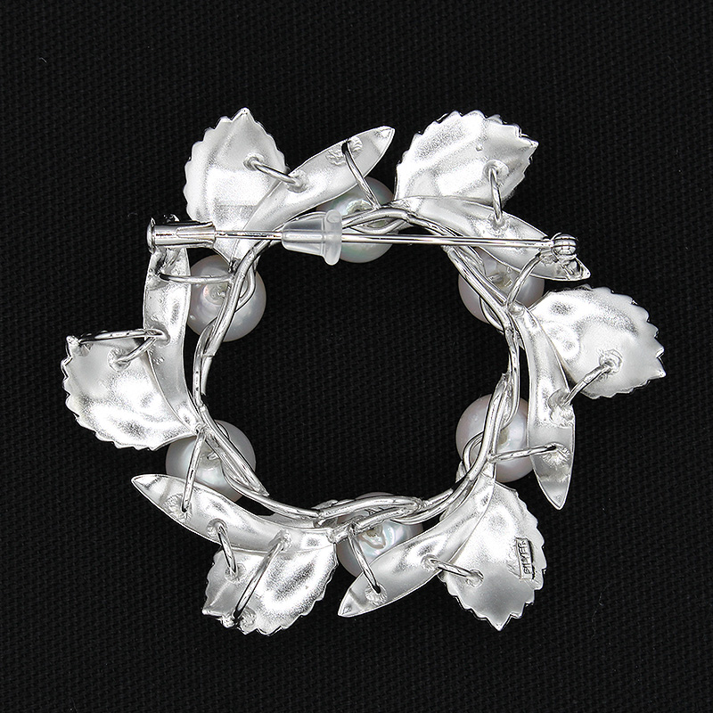 アコヤ真珠 パール ブローチ 8.5mm 6個付 SV925 (25399) アクセサリー ブローチ アコヤ 真珠 パール ブローチ SV925 シルバー ジュエリー アクセサリー 山梨県 甲斐市 BR-97