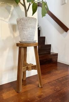 【2026年1月下旬以降順次出荷予定】チーク古材のレトロキッチンスツール