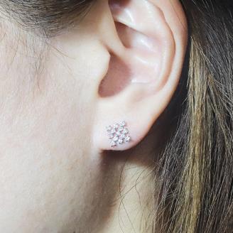 プラチナシンメトリーダイヤモンドピアス　0.28ct　　BQ69