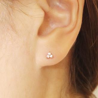 Ｋ10　0.12ｃｔ　フラワーピアス