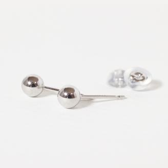 プラチナ　４ｍｍ　丸玉ピアス