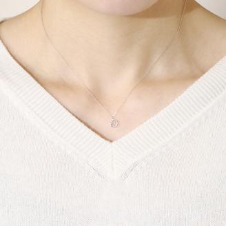 K10WG　三日月　ダイヤモンド　ペンダント