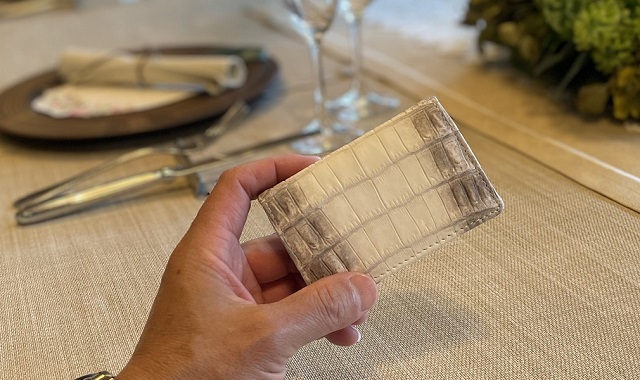 本物を日常に《ヒマラヤクロコダイルのコインケース》