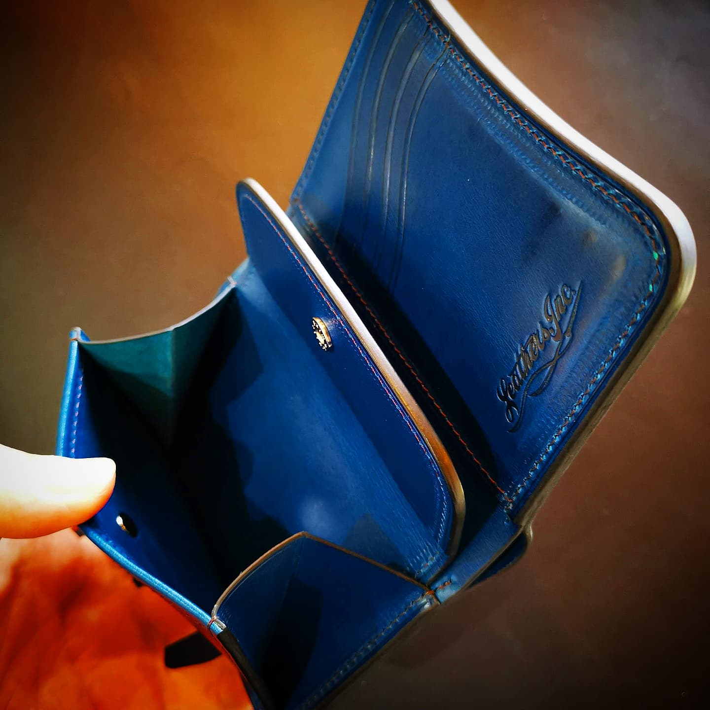 本革ミドルウォレット　LI002-MW-BL イタリアンレザー レザー 本革 革小物 多機能 収納 コンパクト プレゼント 贈り物 ギフト