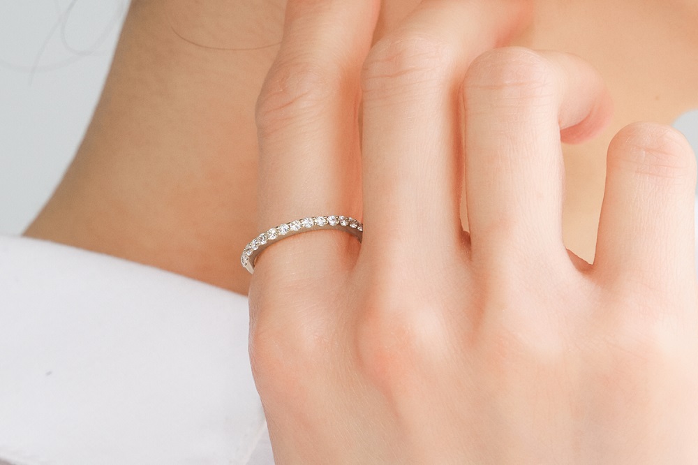 プラチナハーフエタニティリング　mk-435　CR-14