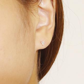 Ｋ10　0.12ｃｔ　フラワーピアス