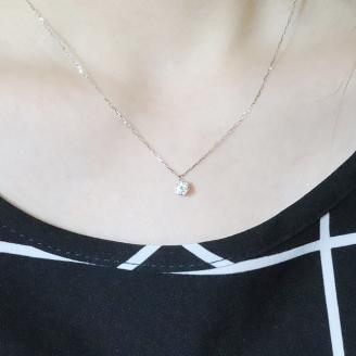 プラチナ　0.3ct up 　6本爪　ペンダント
