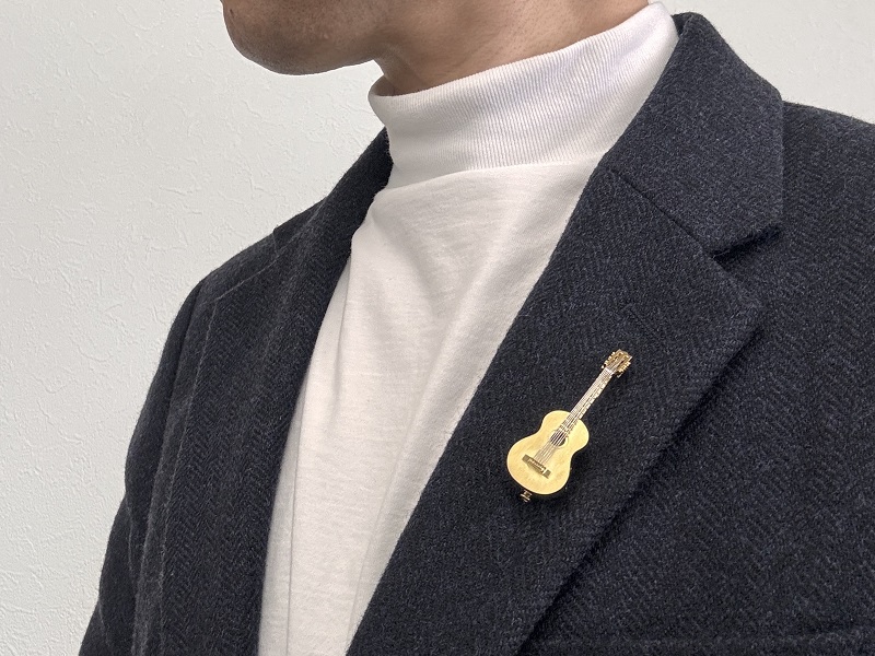 K18/PT900　クラシックギターブローチ　AB00321