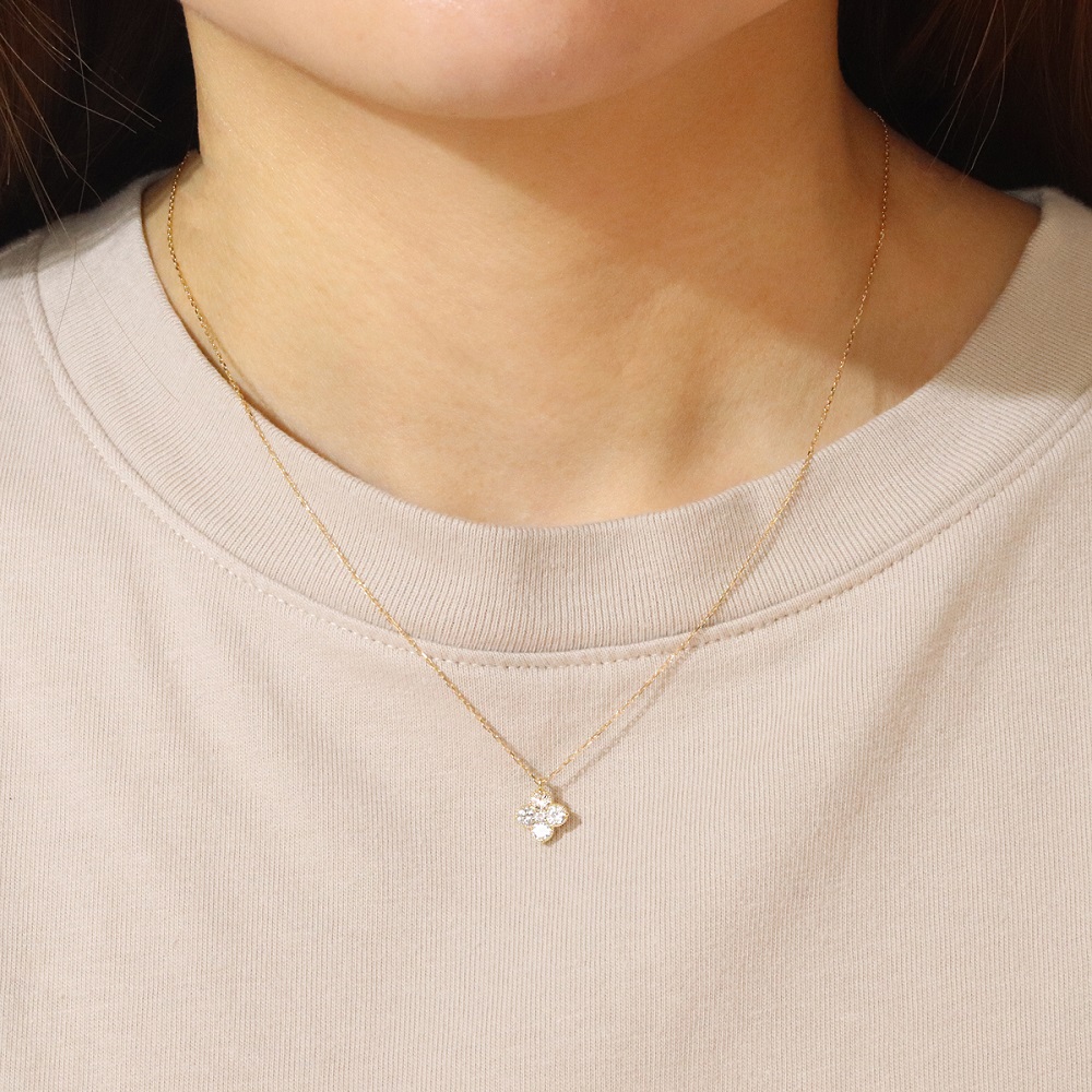 K18 0.50ct フラワーダイヤモンドペンダント BQ-180