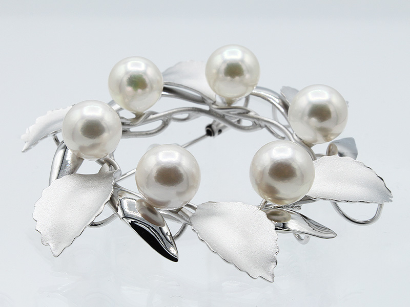 アコヤ真珠 パール ブローチ 8.5mm 6個付 SV925 (25399) アクセサリー ブローチ アコヤ 真珠 パール ブローチ SV925 シルバー ジュエリー アクセサリー 山梨県 甲斐市 BR-97