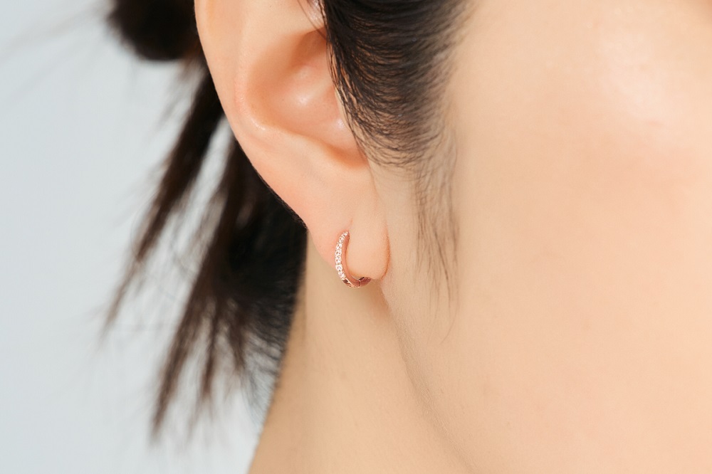 K18PGダイヤフープピアス　0.03ct　mk-432　CR-24