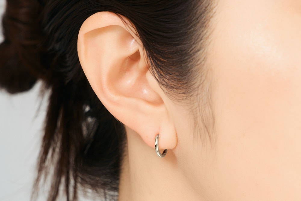 K18WGシンプルフープピアス　mk-431　CR-26