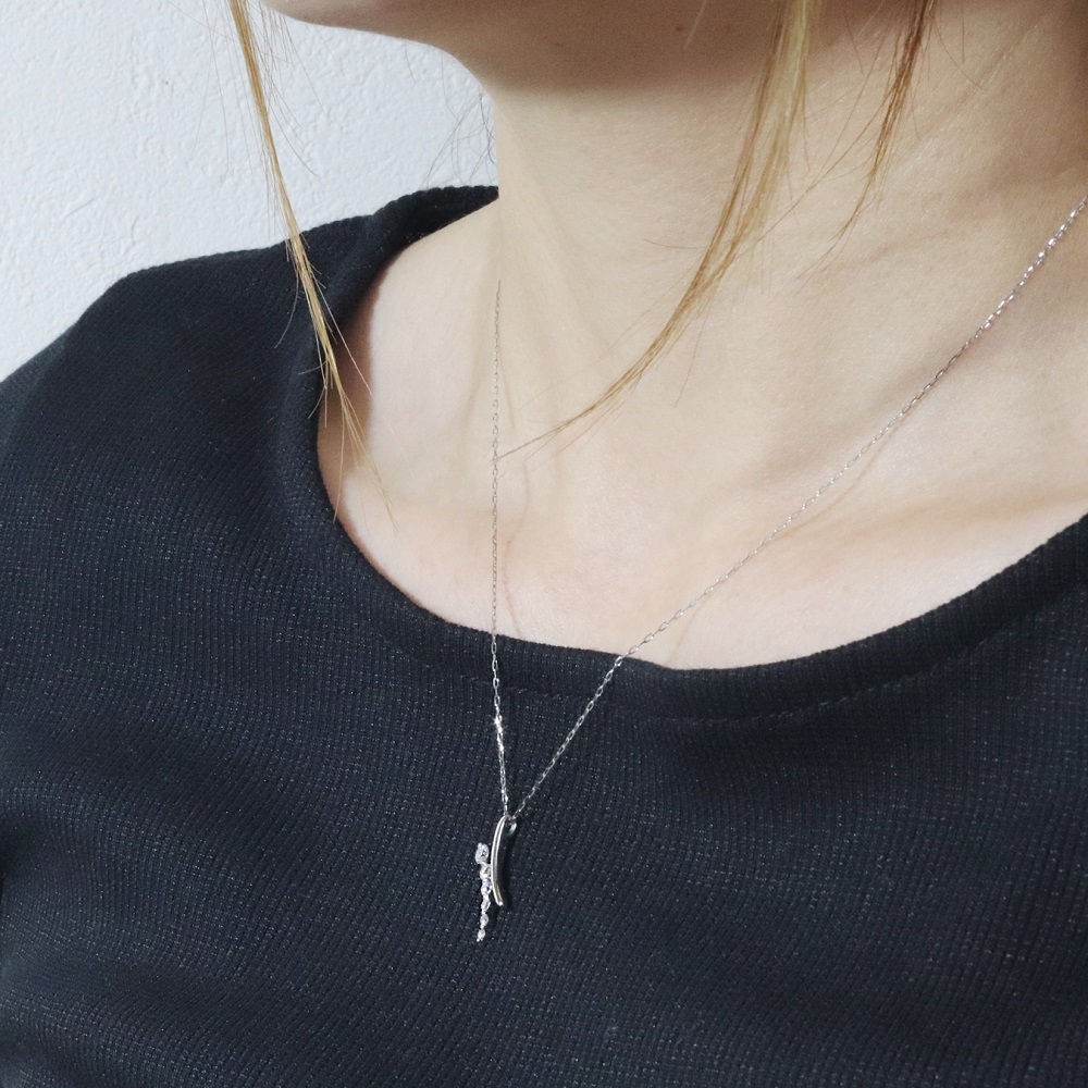 プラチナ 0.30ct デザインペンダント　BQ-177