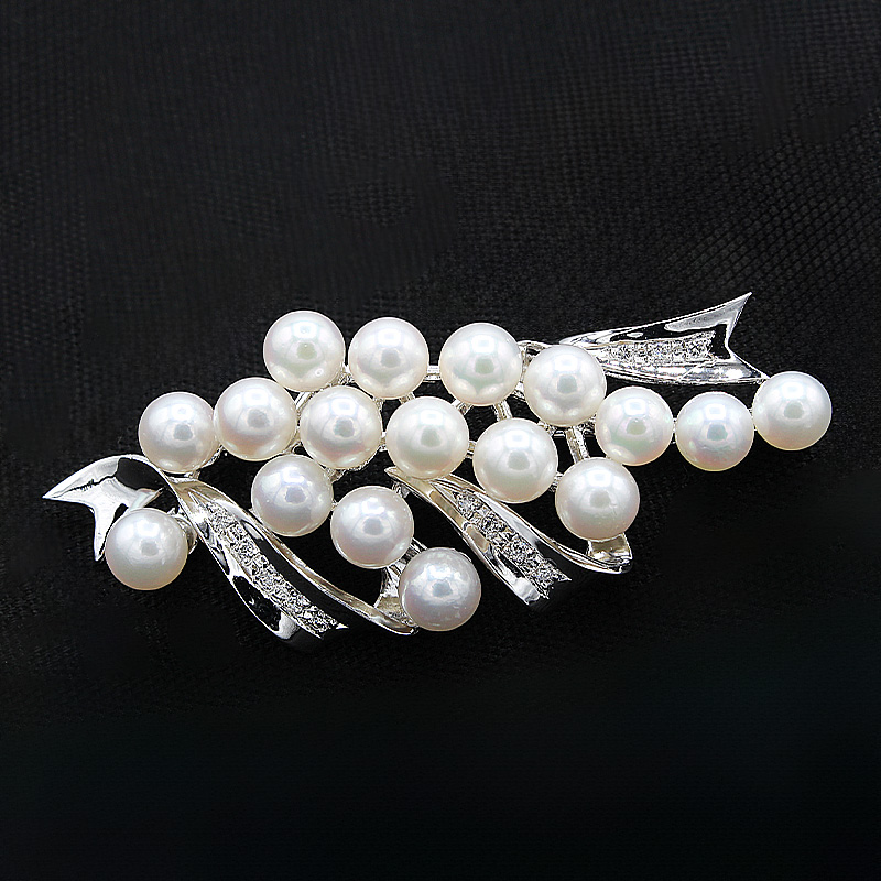アコヤ真珠 パール ブローチ 5.5mm 17個付 SV925 (25106) 真珠 パール ジュエリー アクセサリー アコヤ真珠 ブローチ シルバー ダイヤモンド 山梨県 甲斐市 BR-95