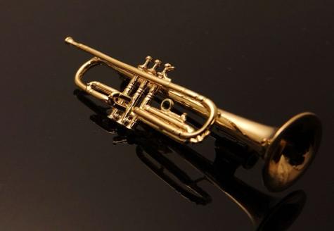 K18　トランペットブローチ AB00278