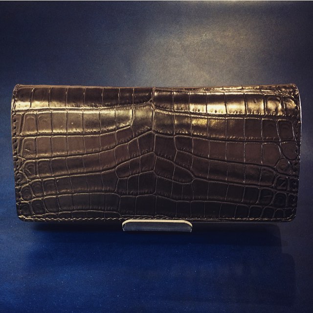 クロコダイルロングウォレット　LI004-CRLW-BK クロコダイル クロコダイル財布 本革 ワニ革 職人 プレゼント 贈り物 ギフト