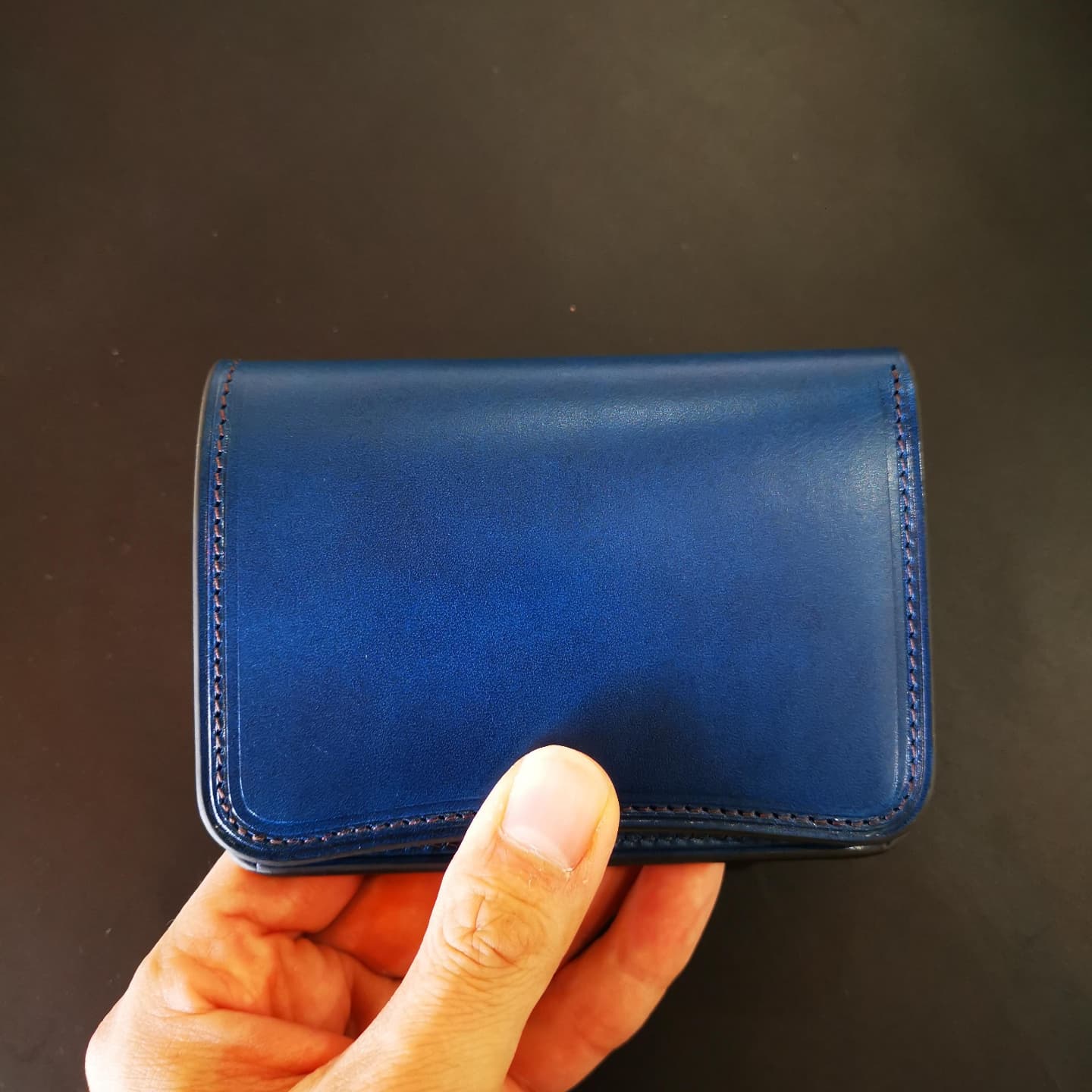 本革ミドルウォレット　LI002-MW-BL イタリアンレザー レザー 本革 革小物 多機能 収納 コンパクト プレゼント 贈り物 ギフト