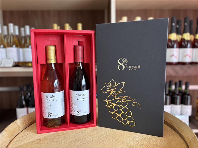 甲州辛口（白）・マスカットベーリーＡライトタイプ（赤）720mlワイン2本セット016-016|白ワイン 赤ワイン