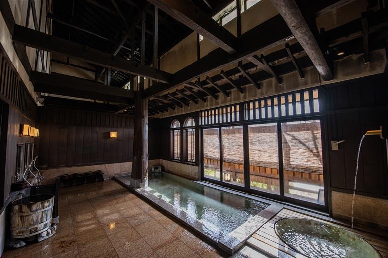 石和名湯館糸柳　露天風呂付き特別室　紫雫（しずく）Bタイプ　平日ペア宿泊券1泊2食付き 021-016