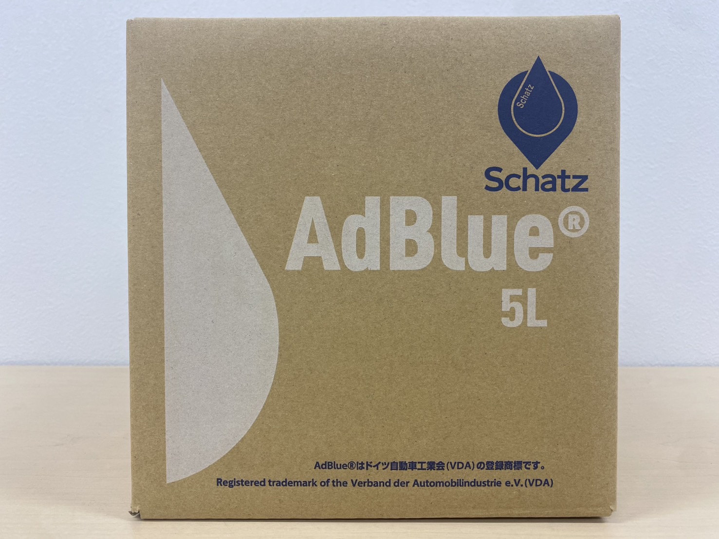 AdBlue®尿素水（BIB5L) 240-001