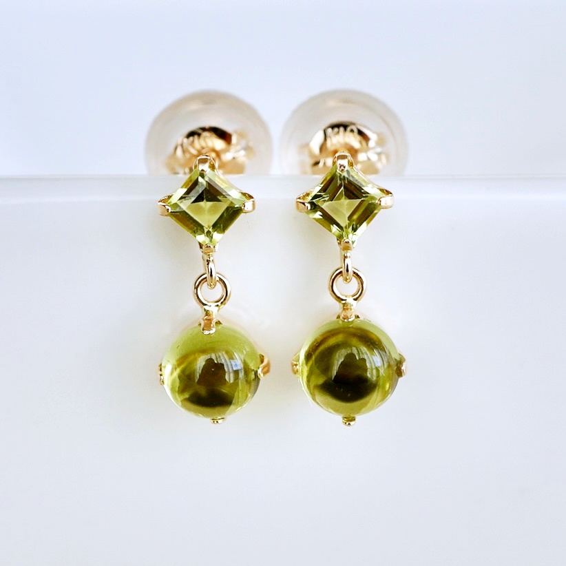 【ジュエリー】K10 イエローゴールド ペリドット 揺れる ピアス 保証書付 SR-2012 242-003-e