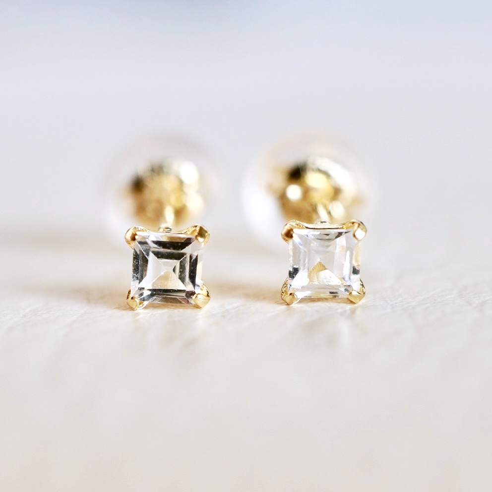 【ジュエリー】K18 イエローゴールド 一粒石 ホワイトトパーズ ピアス 保証書付 KO-0031 242-006-b