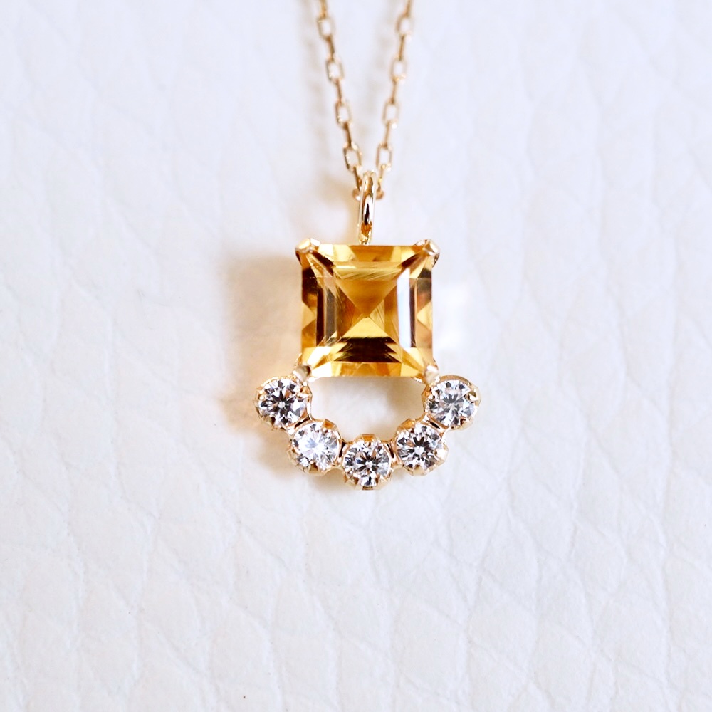 【ジュエリー】K10 イエローゴールド シトリン ペンダント ネックレス 保証書付 SMK-5221 242-013-b