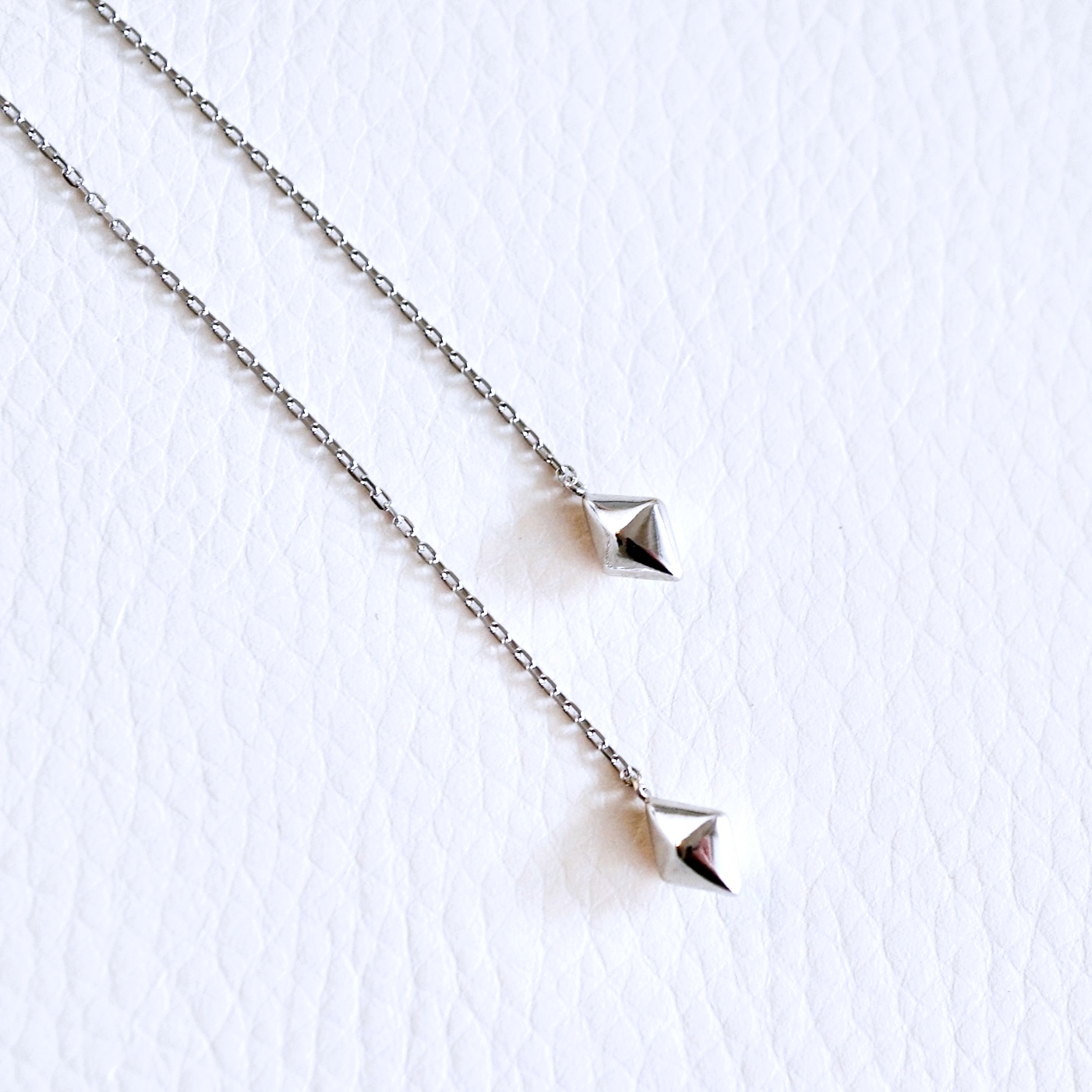 K18WG(18金) ホワイトゴールド 地金 菱形 チェーン ピアス シンプル  保証書付 KO-0071 242-035-b