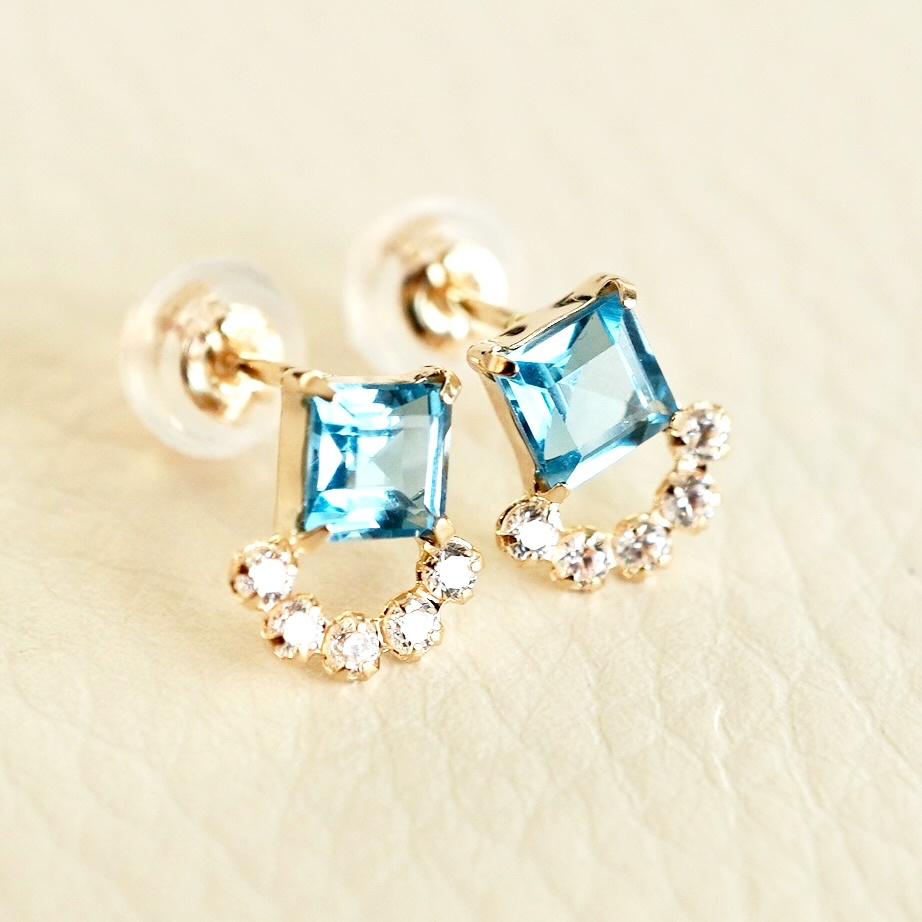 【ジュエリー】K10 イエローゴールド ブルートパーズ ピアス 保証書付 SMK-5220 242-004-b