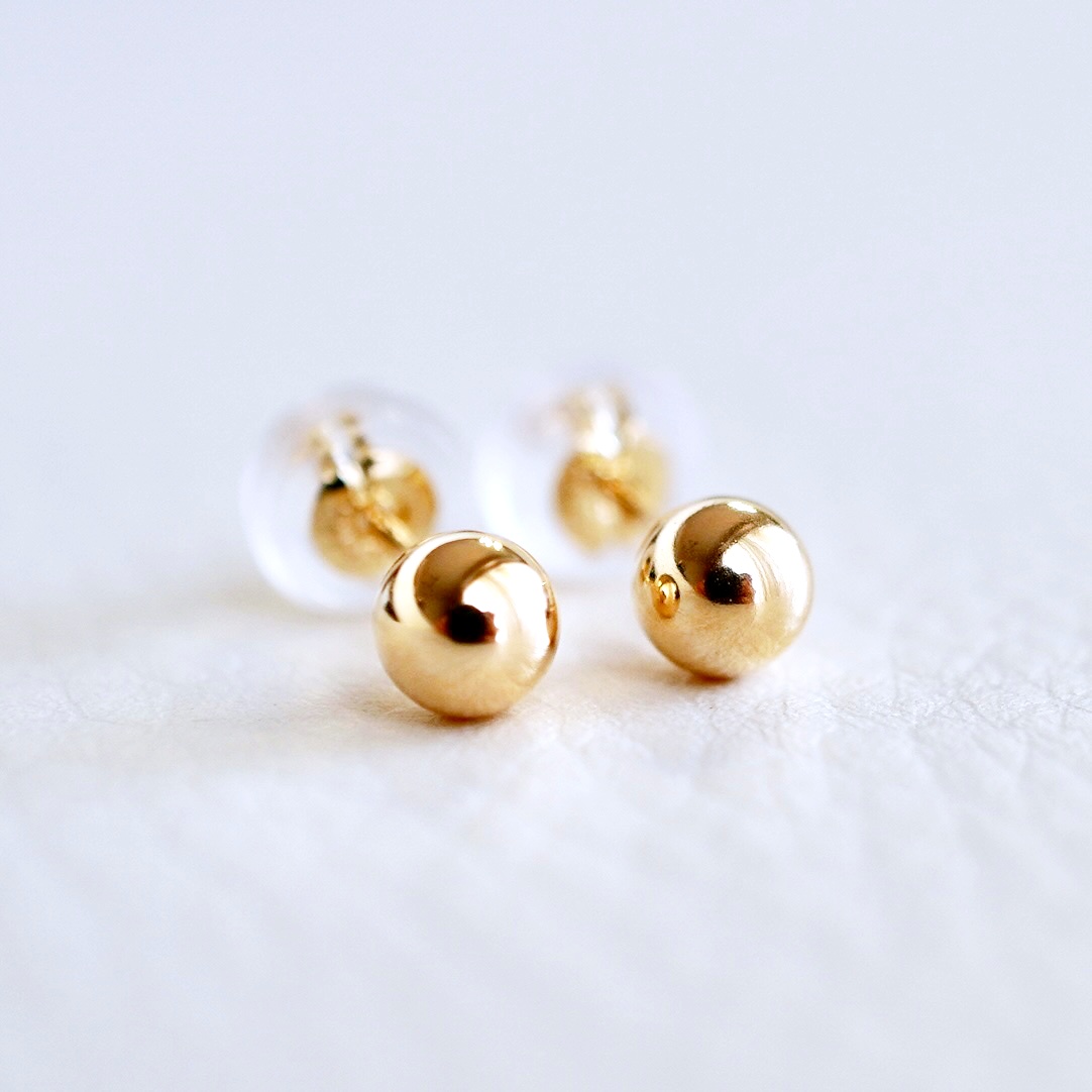 【ジュエリー】K18 18金 ゴールド 地金 シンプル ボール ピアス (4mm) 保証書付 KO-0002 242-008-b