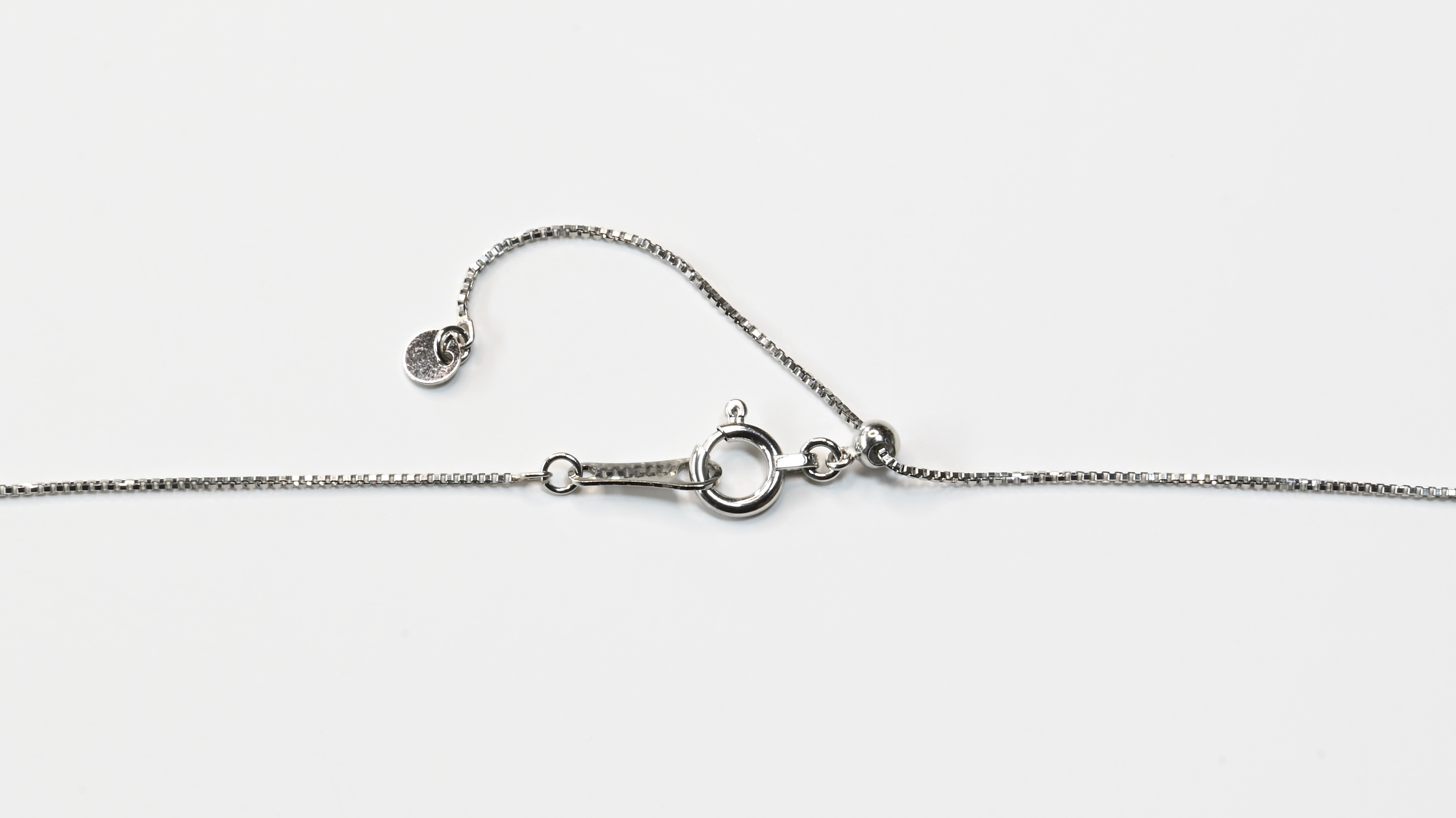 プラチナ900　最上等級カラーDカラー天然ダイヤモンド大粒0.50ｃｔ　ネックレス FNP-7 250-007